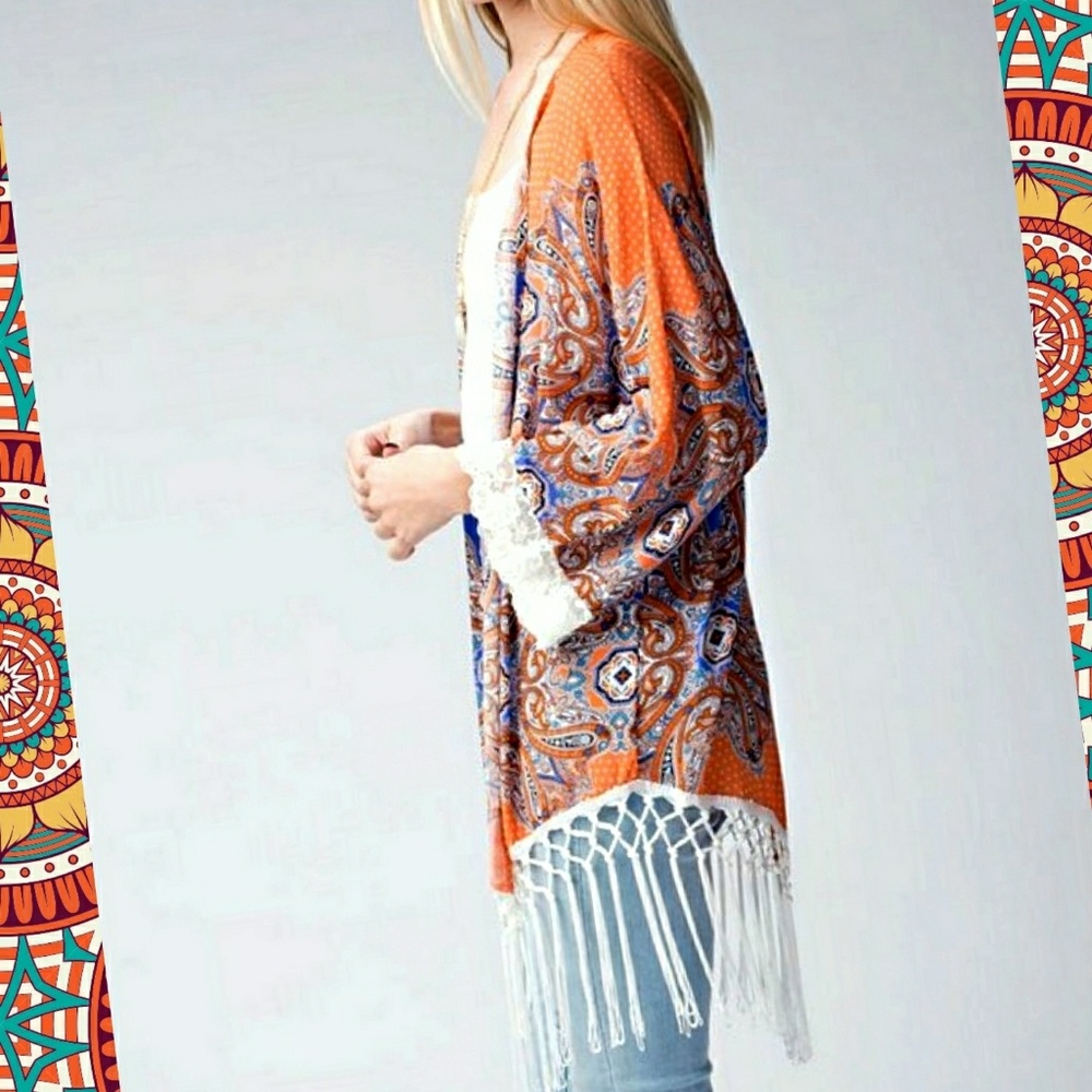 Boho Paisley Kimono With Lace & Fringe Detail - Picture 3 of 8